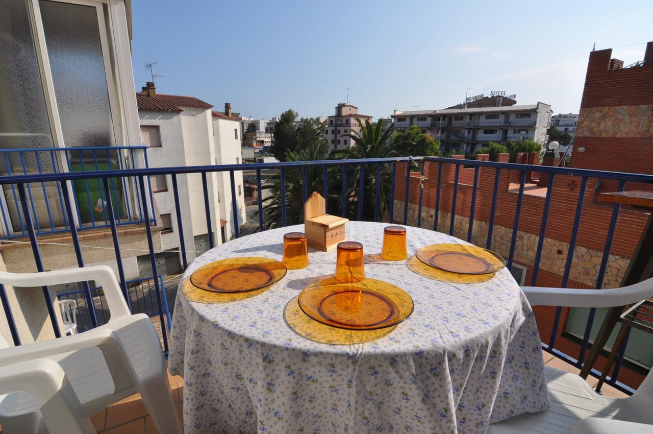 Rnet - Sol Y Playa Roses Apartment Luaran gambar